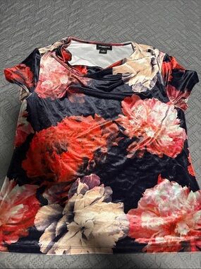 Liz Claiborne Navy Floral Cowl Neck Short Sleeve Tee with Red and Cream Blooms